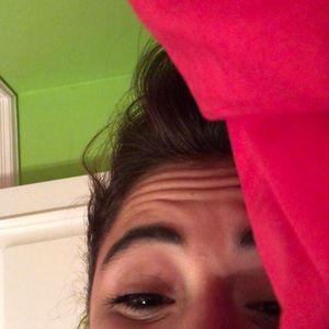 Meet your Posher, Caroline